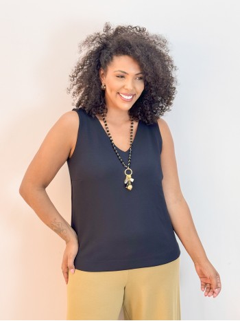 Regata Luciana Malha Levemente encorpada preta