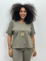 Blusa Marluce malha levemente encorpada caqui