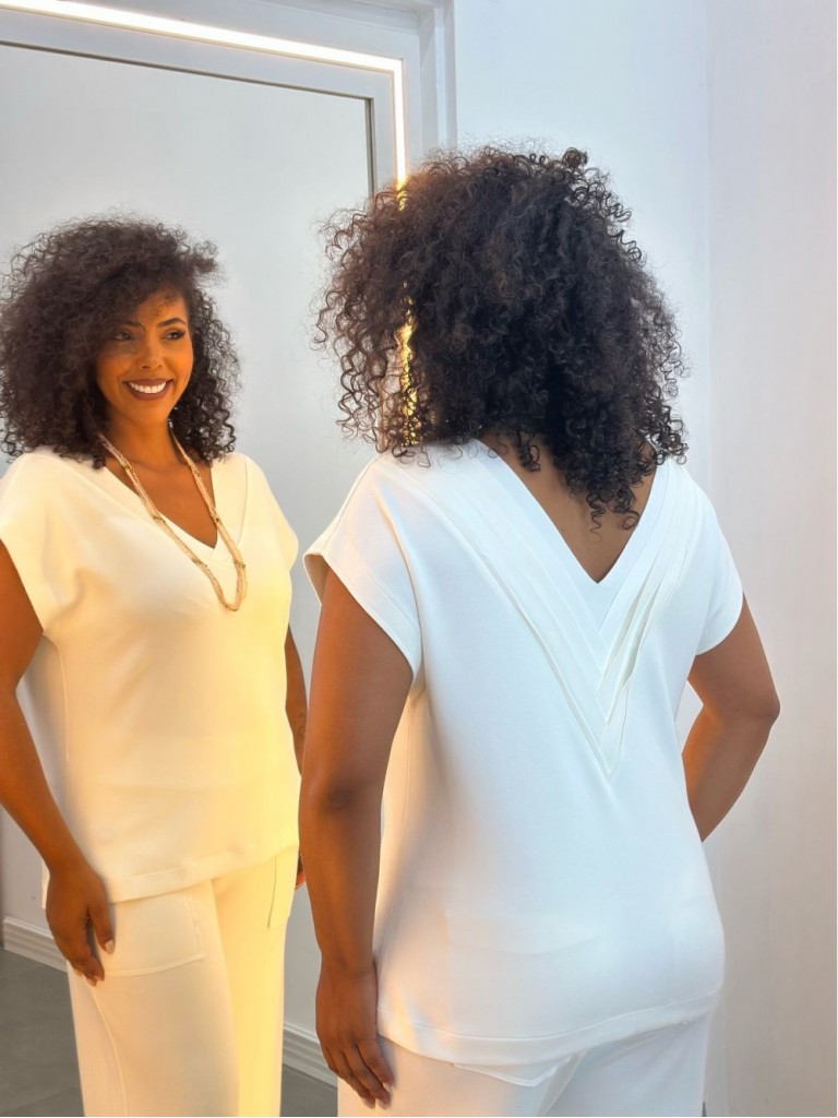 Blusa Mara Malha Levemente encorpada OFF-WHITE