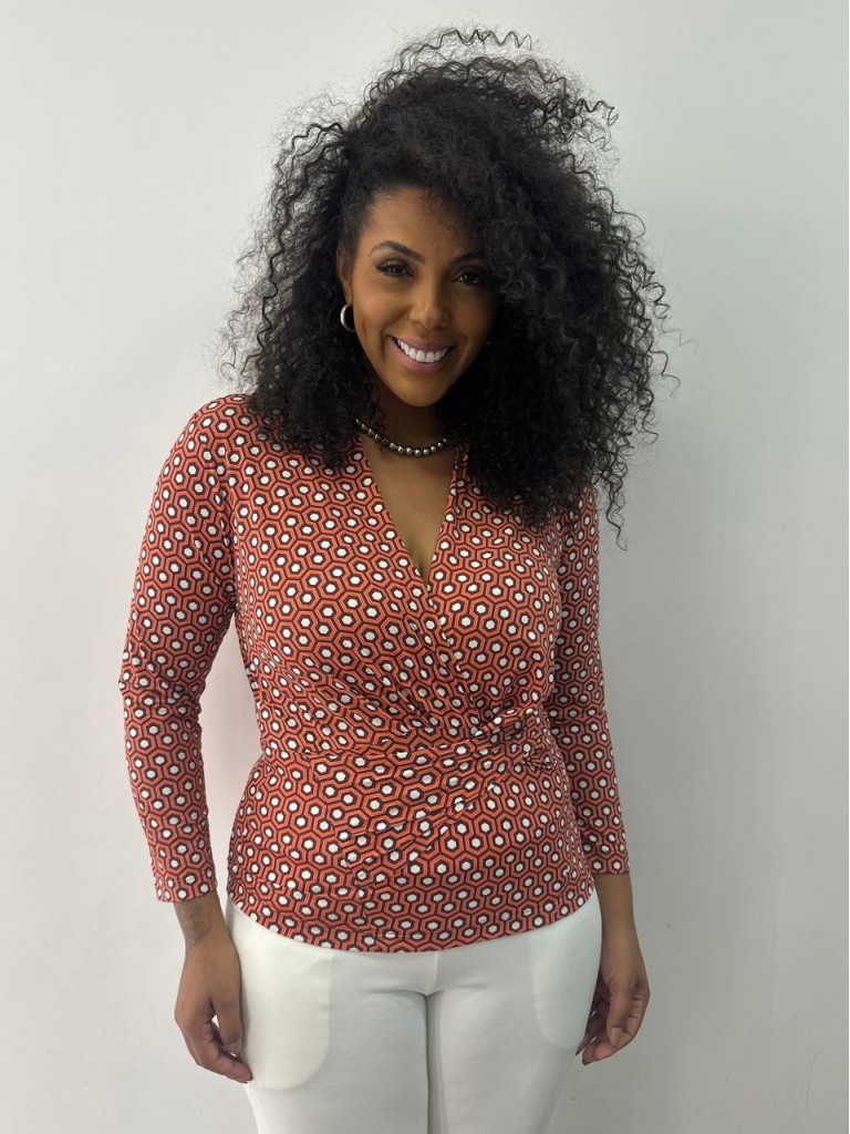 BLUSA DORA FLUITY ESTAMPADA