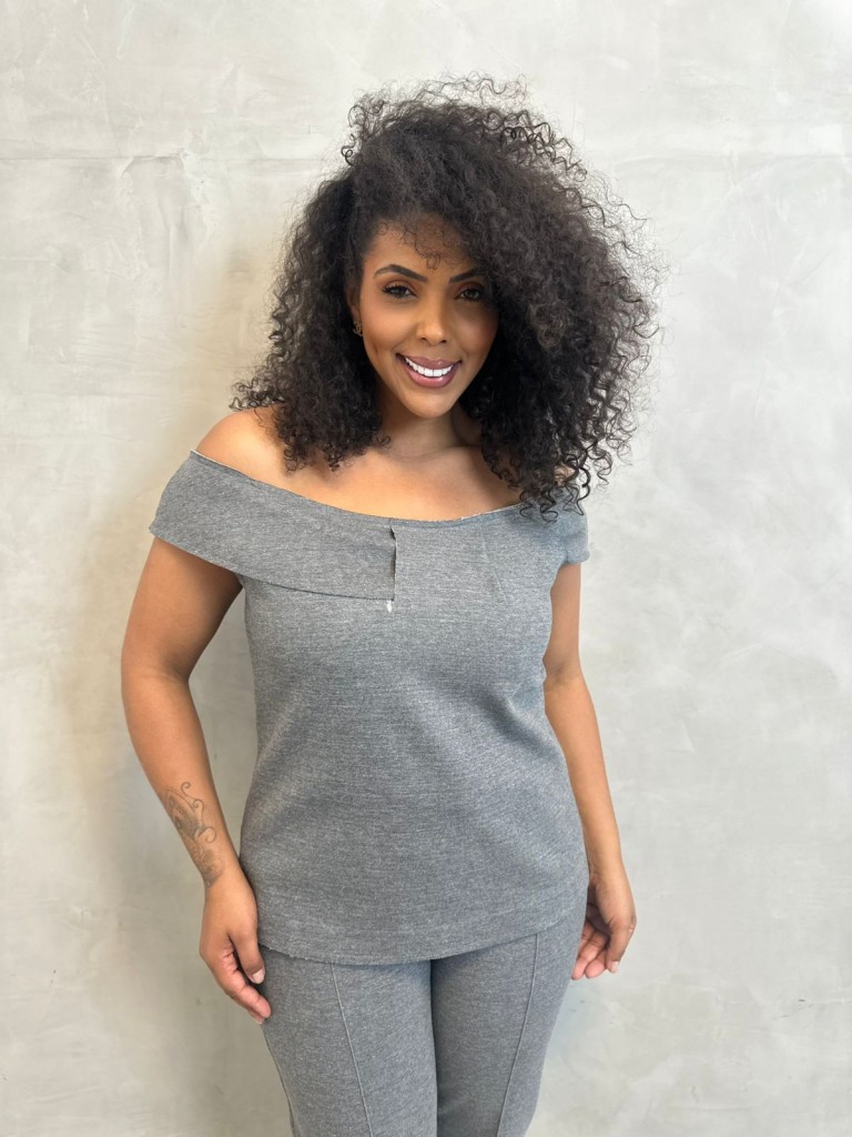 Blusa rita Malha Levemente encorpada CINZA MESCLA