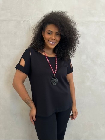 Blusa Roseli Malha Levemente encorpada preta