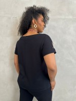 Blusa Roseli Malha Levemente encorpada preta
