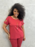 Blusa Roseli Malha Levemente encorpada carmim
