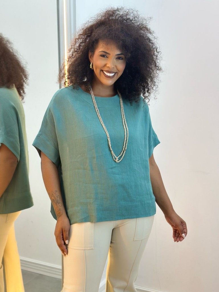 BLUSA IRANICE em LINHO verde