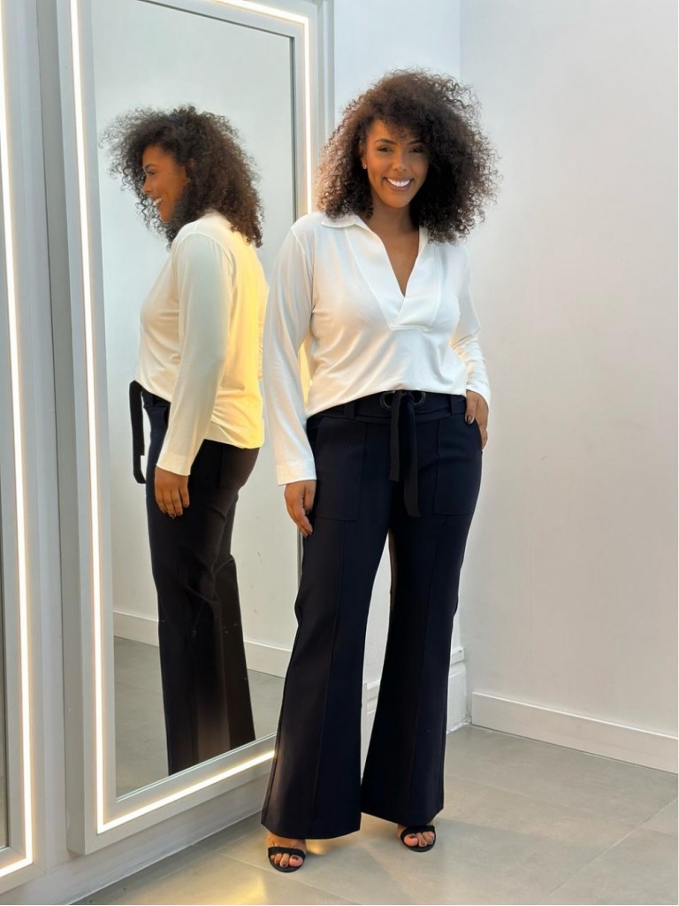 CALÇA TULIPA C/ ILHÓS Malha Encorpada marinho