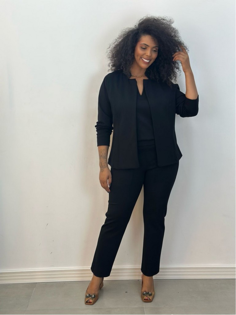 Calça Fany Malha encorpada texturizada preta