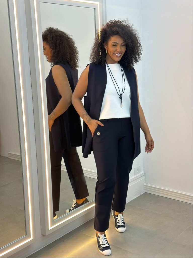 Calça Botão Madre Pérola Malha Encorpada marinho