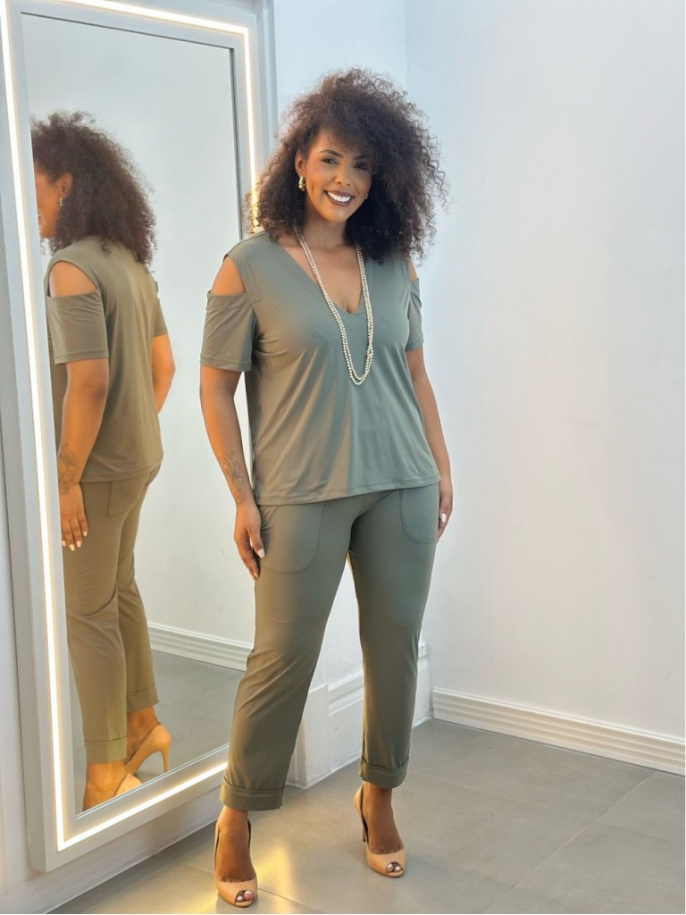 Calça Fluity Sequinha Lisa verde militar