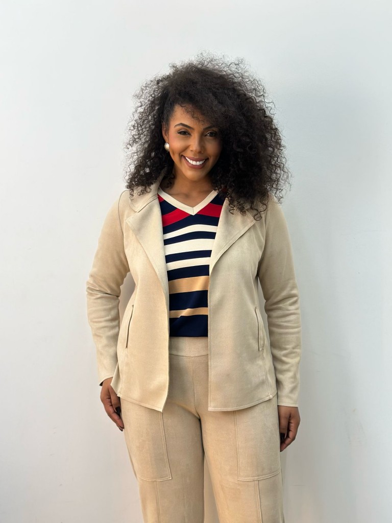 Casaco Júlia suede areia