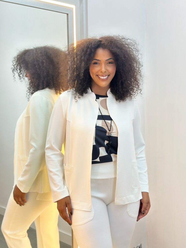Casaco Erica MALHA LEVEMENTE Encorpada OFF-WHITE