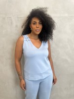 Regata carina Malha Levemente encorpada azul bebê