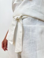 BERMUDA em LINHO branca