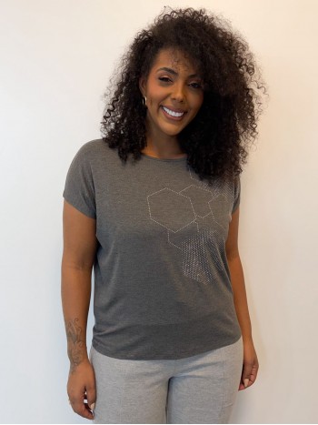 BLUSA MODAL GEOMÉTRICA