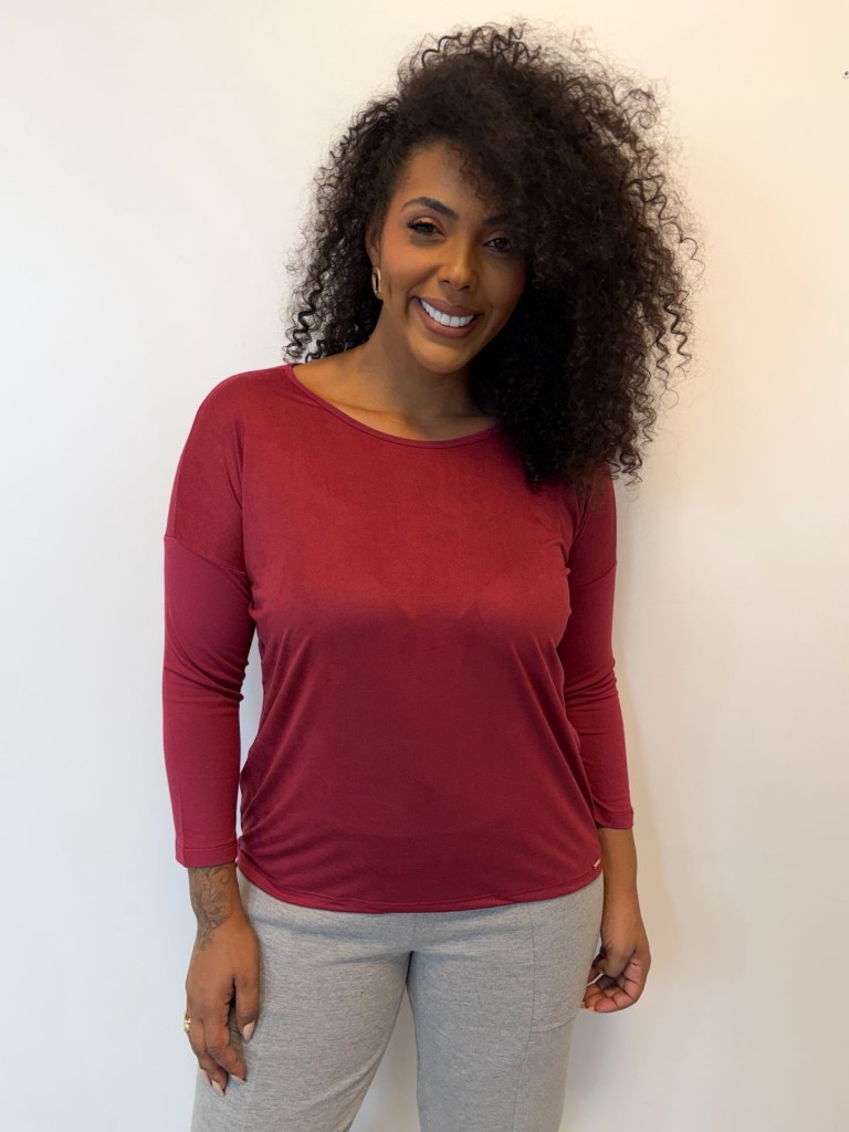 BLUSA QUADRADA MANGA 3/4 SUEDE