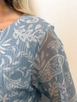 BLUSA ROSA EM TULE ESTAMPADA