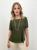 BLUSA ROSA EM TULE VERDE MILITAR