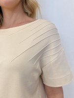 Blusa isabela Malha Levemente encorpada creme