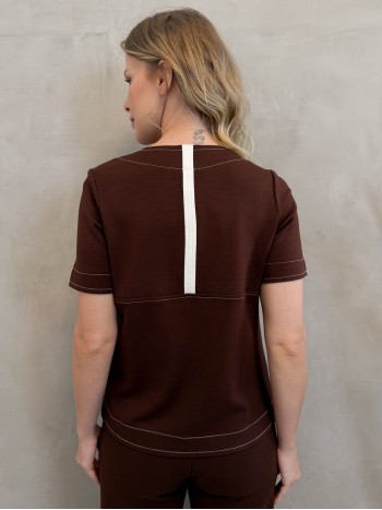 Blusa wilma malha levemente encorpada marrom café