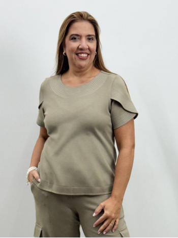 BLUSA ERICA malha levemente encorpada PISTACHE