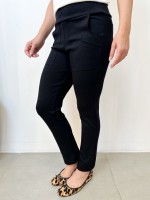 Calça Fany Malha levemente Encorpada preta