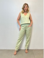 calça amanda suede verde menta