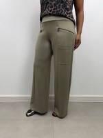 Calça pantalona Celina Malha levemente Encorpada verde oliva