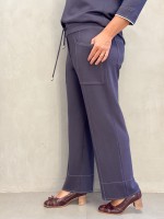 Calça ISINHA Malha  levemente Encorpada cinza chumbo