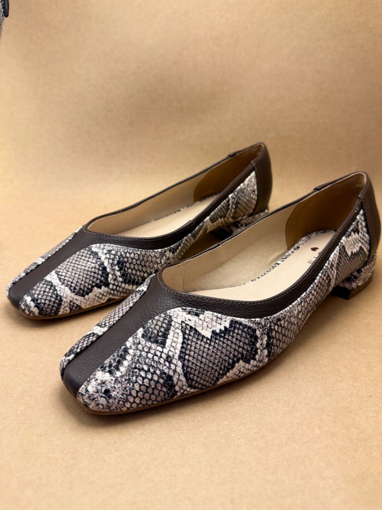 Sapatilha phiton marrom