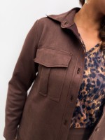 camisa drica suede marrom café