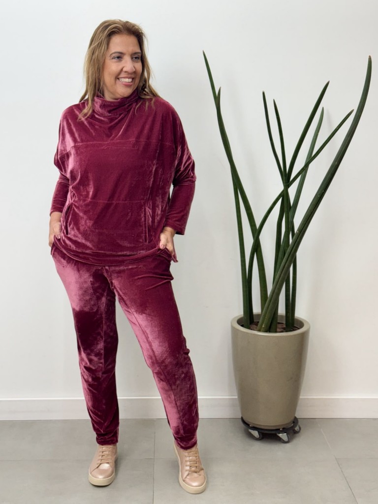 CONJUNTO em VELUDO marsala
