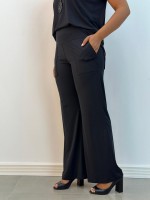 Calça flare fluity preta